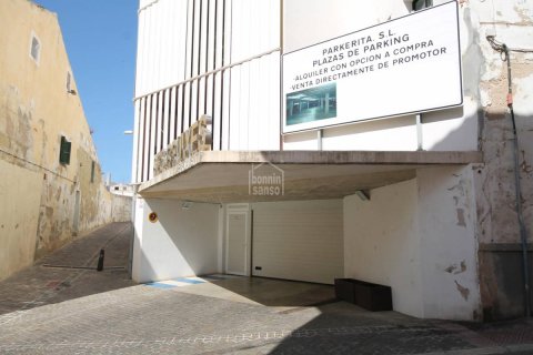 Garage a Mahon, Menorca, Spagna N° 183192