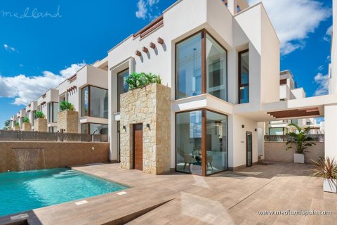 Villa à vendre à Los Montesinos, Alicante, Espagne, 5 chambres, 191 m2 No. 195488 - photo 1