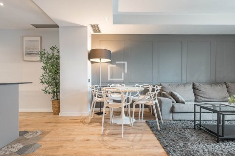 Huoneisto myytävänä Barcelona, Espanja, 3 makuuhuonetta, 96 m2 No. 166779 - kuva 8