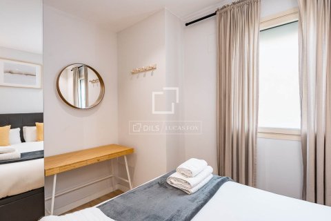 Huoneisto myytävänä Barcelona, Espanja, 3 makuuhuonetta, 96 m2 No. 166779 - kuva 14