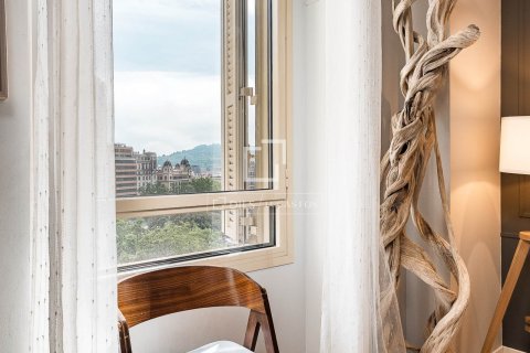 Huoneisto myytävänä Barcelona, Espanja, 3 makuuhuonetta, 96 m2 No. 166779 - kuva 23