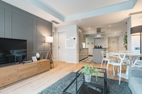 Huoneisto myytävänä Barcelona, Espanja, 3 makuuhuonetta, 96 m2 No. 166779 - kuva 9