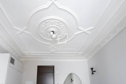 Huoneisto myytävänä Barcelona, Espanja, 1 makuuhuone, 55 m2 No. 166783 - kuva 27
