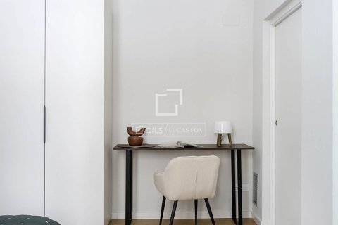Huoneisto myytävänä Barcelona, Espanja, 1 makuuhuone, 55 m2 No. 166783 - kuva 19