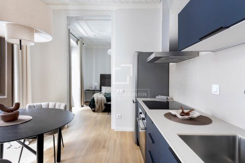 Huoneisto myytävänä Barcelona, Espanja, 1 makuuhuone, 55 m2 No. 166783 - kuva 10