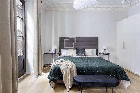 Huoneisto myytävänä Barcelona, Espanja, 1 makuuhuone, 55 m2 No. 166783 - kuva 14