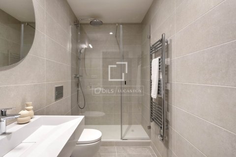 Huoneisto myytävänä Barcelona, Espanja, 1 makuuhuone, 55 m2 No. 166783 - kuva 22