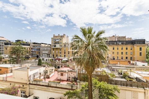 Huoneisto myytävänä Barcelona, Espanja, 4 makuuhuonetta, 230 m2 No. 166785 - kuva 30