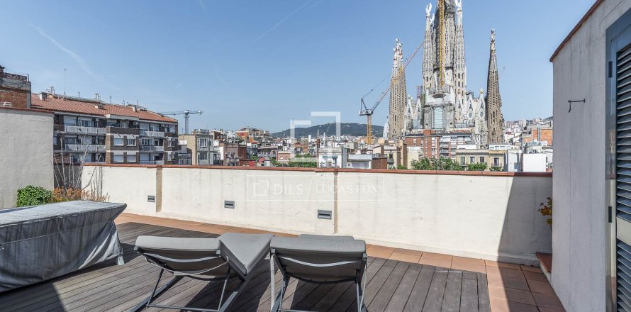 Attico a Barcelona, Spagna 3 camere da letto, 196 mq. N° 166782