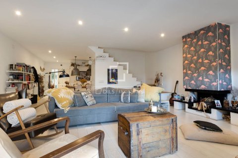 Villa zum Verkauf in Vilassar de Dalt, Barcelona, Spanien 3 Schlafzimmer, 248 m2 Nr. 166780 - Foto 8
