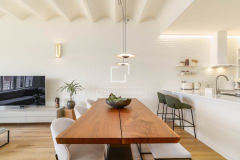 Huoneisto myytävänä Barcelona, Espanja, 3 makuuhuonetta, 106 m2 No. 166784 - kuva 10