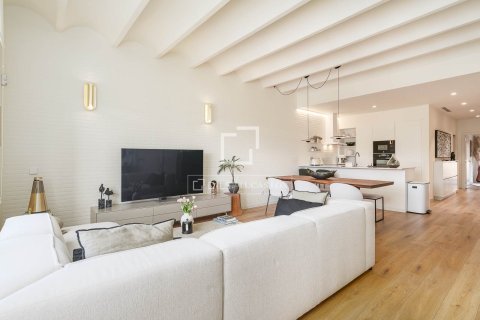 Huoneisto myytävänä Barcelona, Espanja, 3 makuuhuonetta, 106 m2 No. 166784 - kuva 12