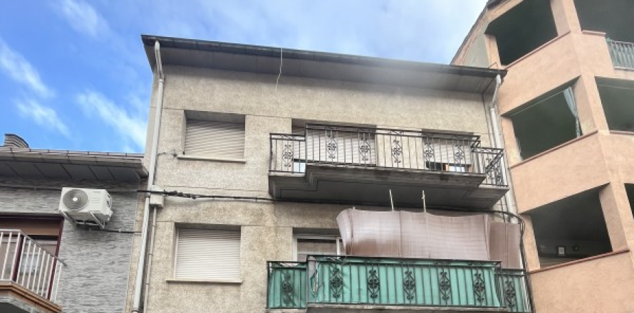 Wohnung in Manlleu, Barcelona, Spanien 3 Schlafzimmer, 130 m2 Nr. 191457