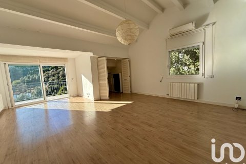 Talo myytävänä Arenys de Munt, Barcelona, Espanja, 4 makuuhuonetta, 850 m2 No. 153823 - kuva 22