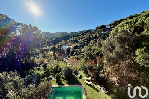 Talo myytävänä Arenys de Munt, Barcelona, Espanja, 4 makuuhuonetta, 850 m2 No. 153823 - kuva 23