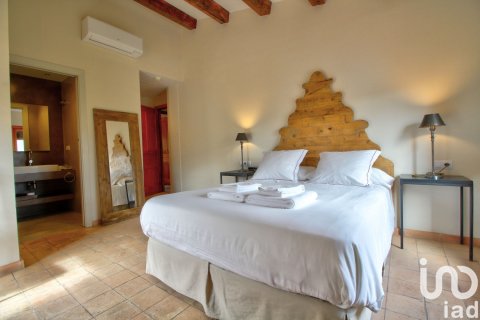 House for sale in Els Guiamets, Tarragona, Spain 10 bedrooms, 626 sq.m. No. 153822 - photo 23