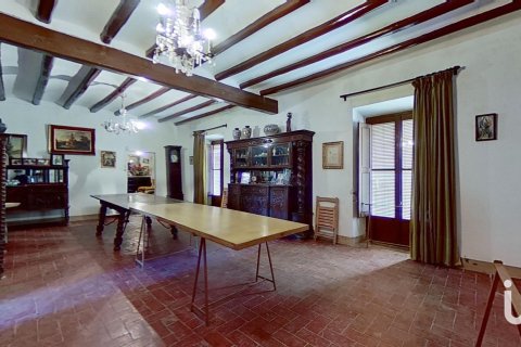 Hus till salu i Valls, Tarragona, Spanien 4 sovrum, 419 kvm. Nr. 153826 - foto 17