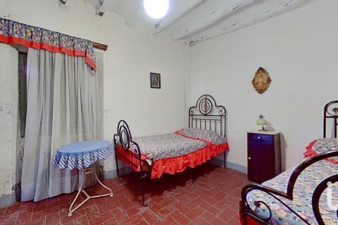 Hus till salu i Valls, Tarragona, Spanien 4 sovrum, 419 kvm. Nr. 153826 - foto 27