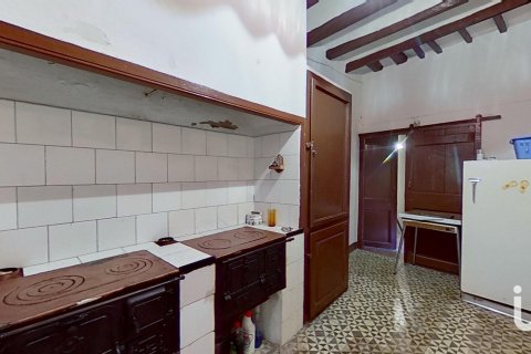 Hus till salu i Valls, Tarragona, Spanien 4 sovrum, 419 kvm. Nr. 153826 - foto 23