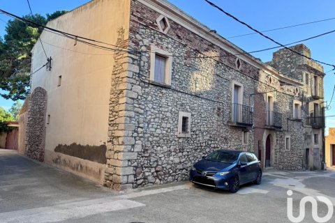 Hus till salu i Valls, Tarragona, Spanien 4 sovrum, 419 kvm. Nr. 153826 - foto 9