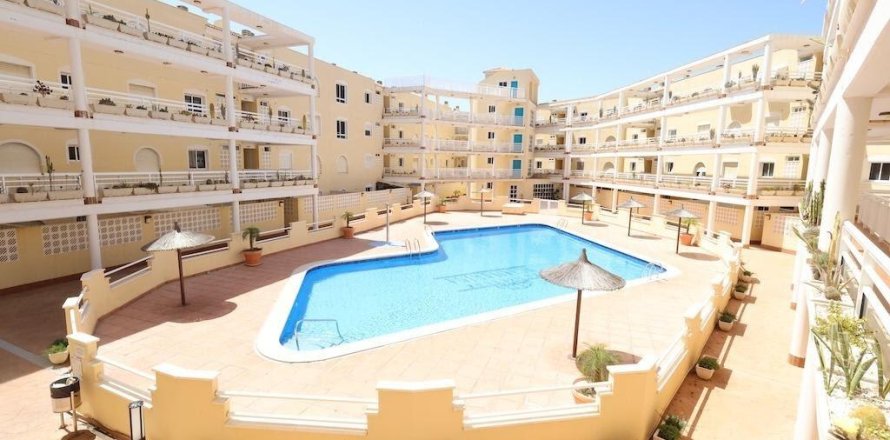 Apartment in Campoamor, Alicante, Spain 3 bedrooms, 101 sq.m. No. 190474