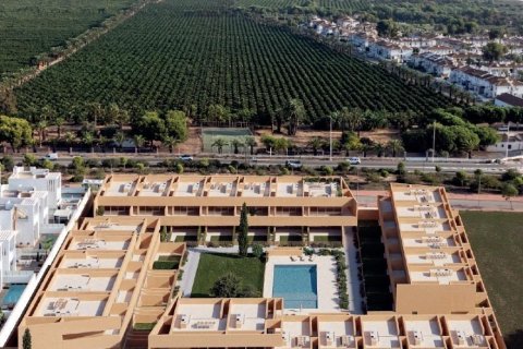 Bungalow till salu i Los Balcones, Alicante, Spanien 3 sovrum, 99 kvm. Nr. 187333 - foto 3