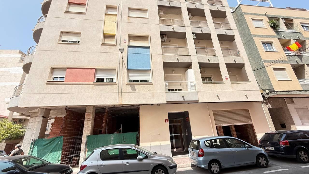 Huoneisto Torrevieja, Alicante, Espanja 1 makuuhuone, 54 m2 No. 182838