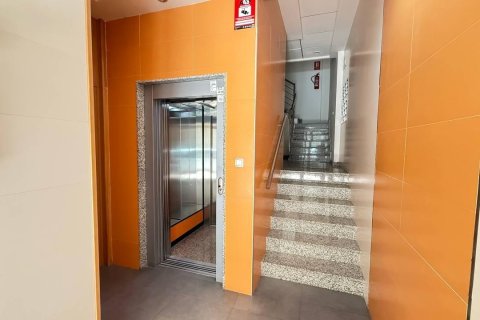 Dzīvoklis pārdošanā Torrevieja, Alicante, Spānijā 1 istaba, 54 m2 Nr. 182838 - attēls 26