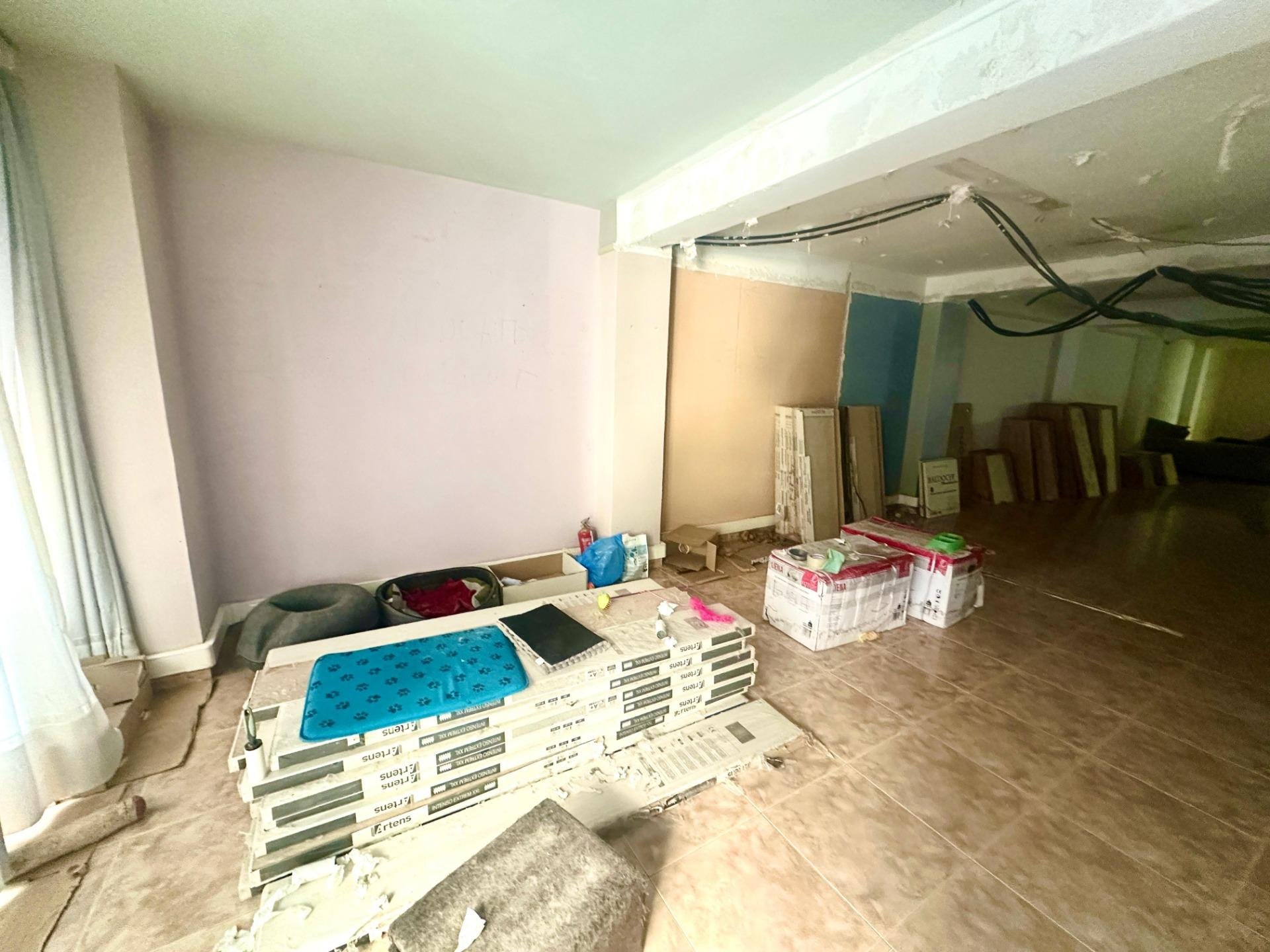 Office à Alicante, Espagne 110 m2 No. 182837
