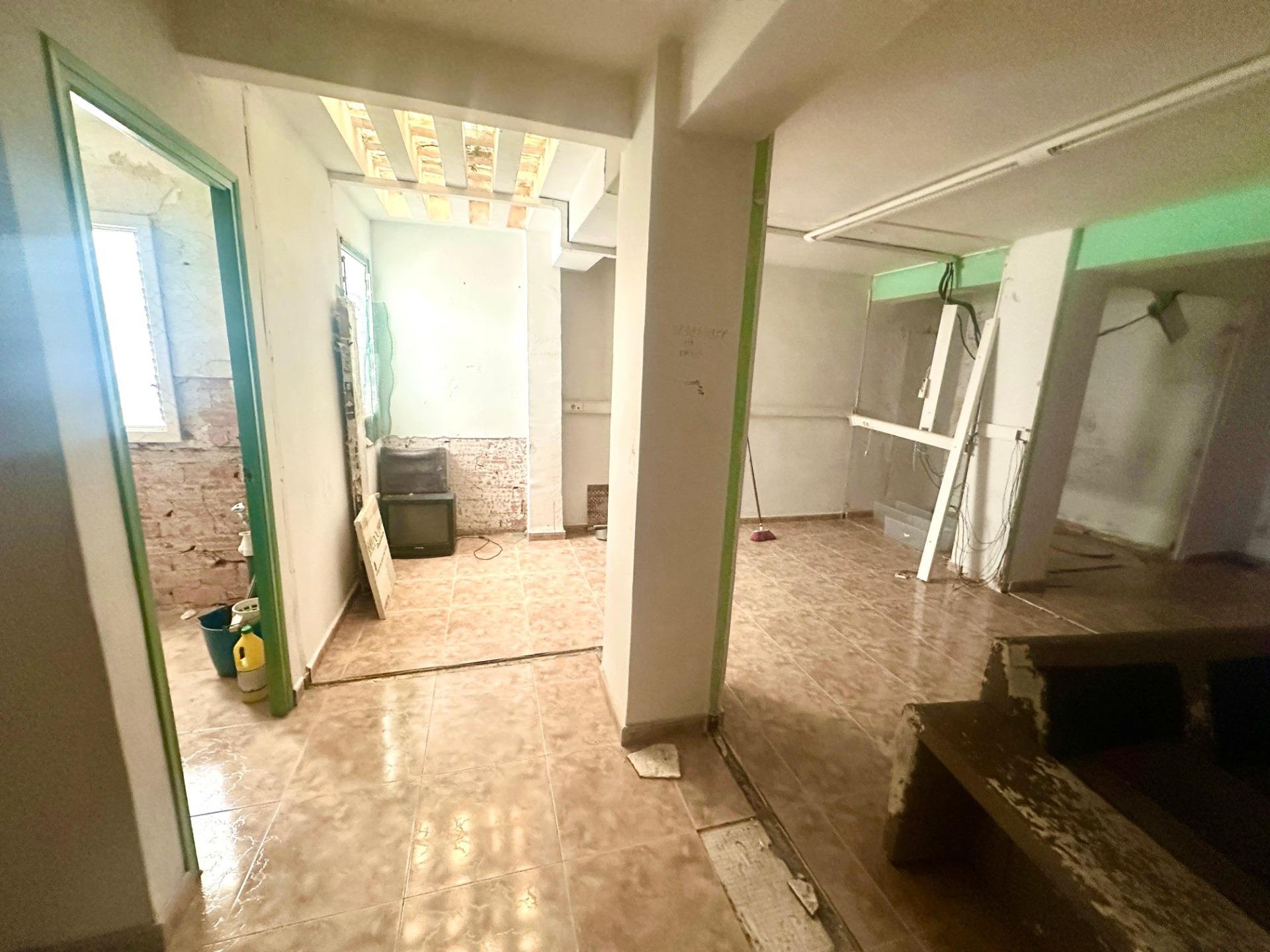 Office à Alicante, Espagne 110 m2 No. 182837