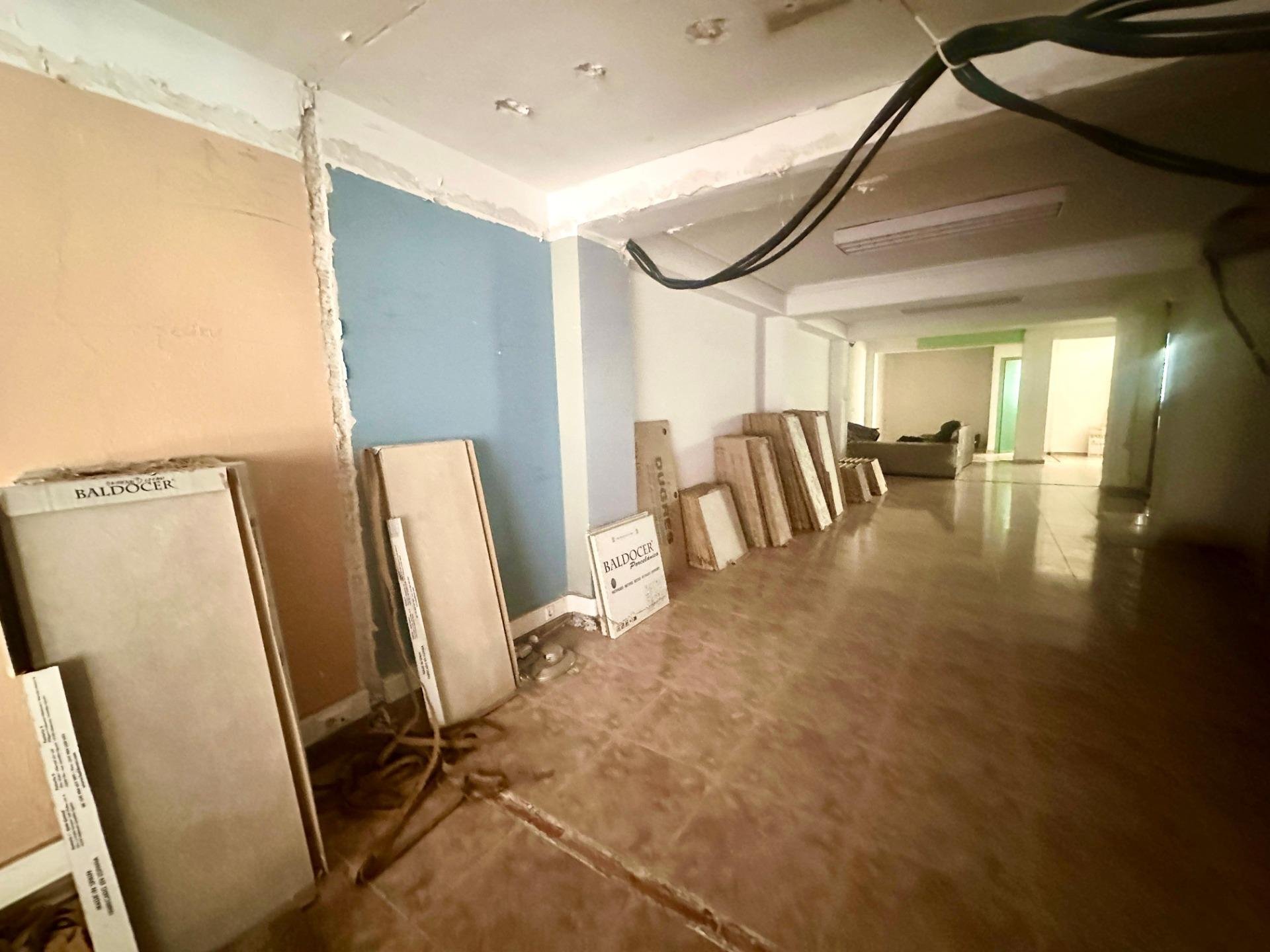 Office à Alicante, Espagne 110 m2 No. 182837