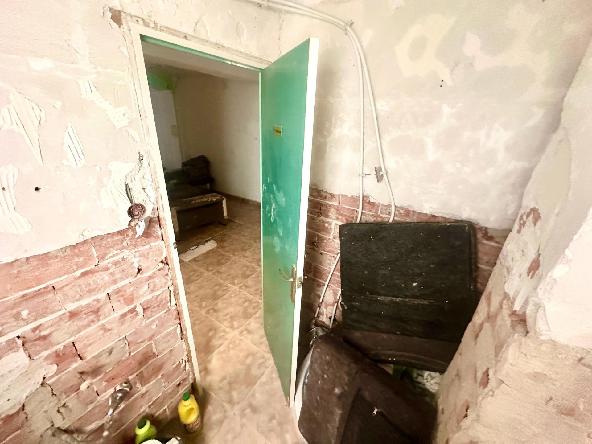 Office à Alicante, Espagne 110 m2 No. 182837