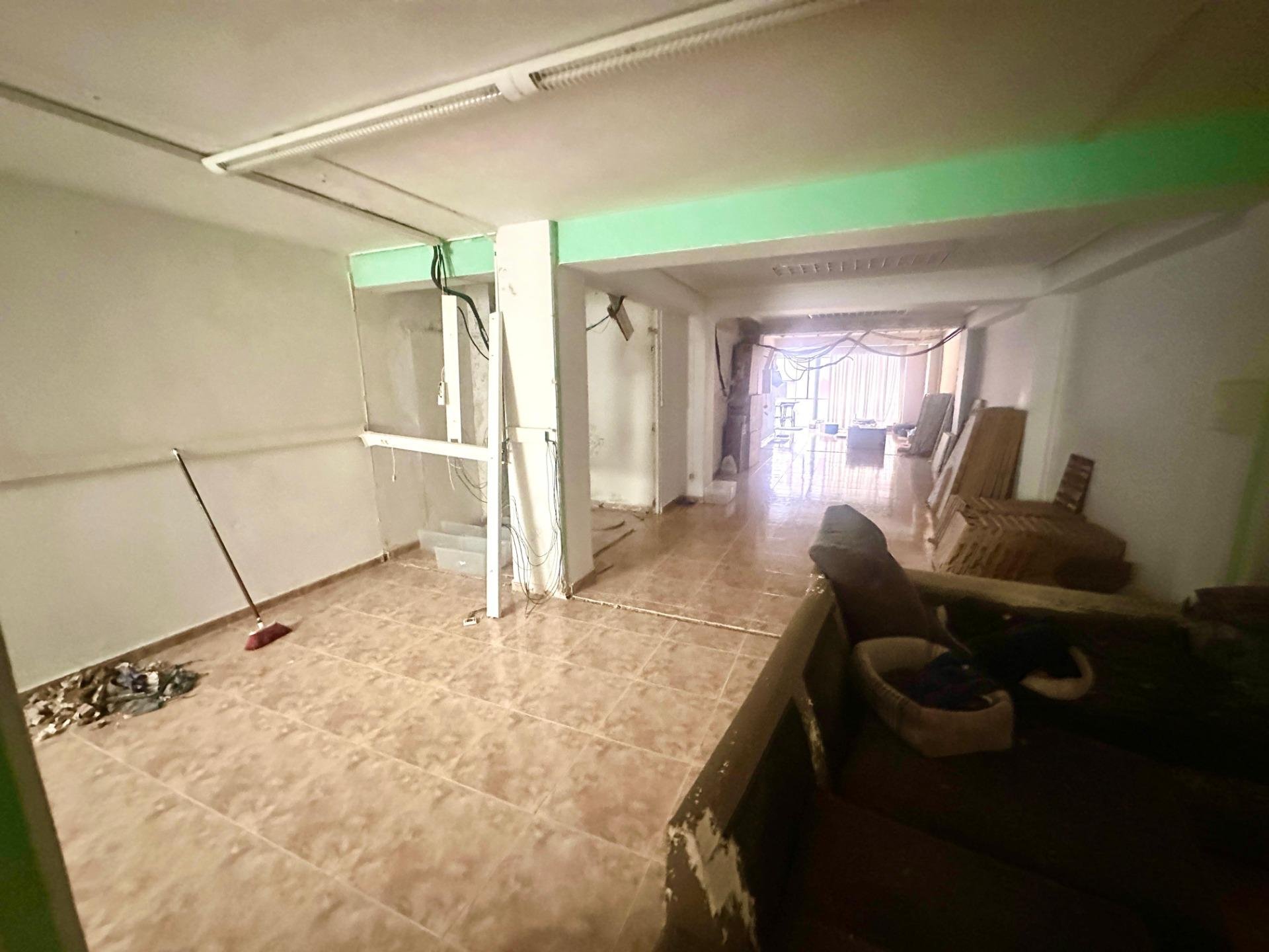 Office à Alicante, Espagne 110 m2 No. 182837