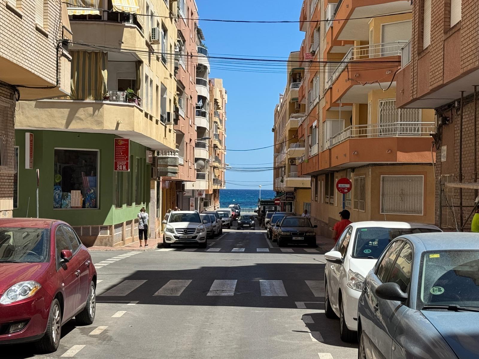 Proprietà commerciale a Torrevieja, Alicante, Spagna 261 mq. N° 182835