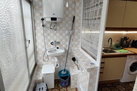 Apartment for sale in Alicante, Spain 3 bedrooms, 85 sq.m. No. 182836 - photo 20