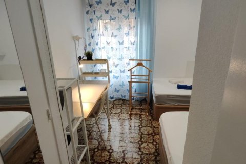 Apartment for sale in Alicante, Spain 3 bedrooms, 85 sq.m. No. 182836 - photo 13