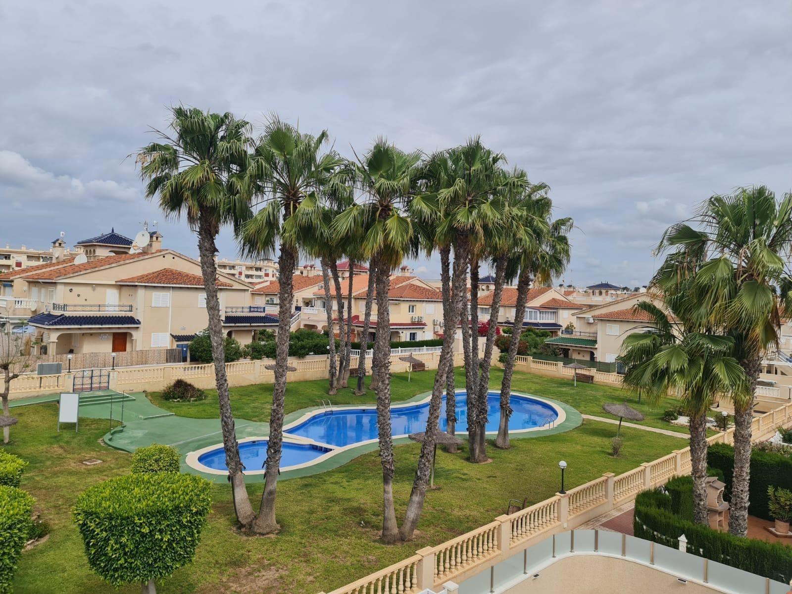 Bungalow i Torrevieja, Alicante, Spanien 58 kvm. Nr. 182833