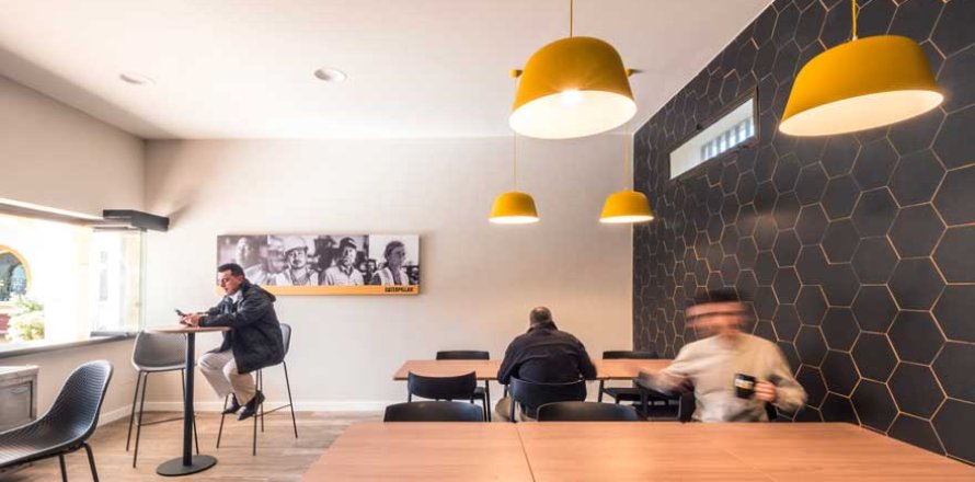 Lokal usługowy w Barcelona, Hiszpania nr 140731