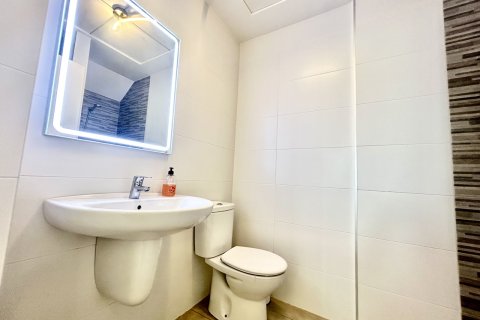 Wohnung zum Verkauf in Alicante, Spanien 2 Schlafzimmer, 64 m2 Nr. 190388 - Foto 14