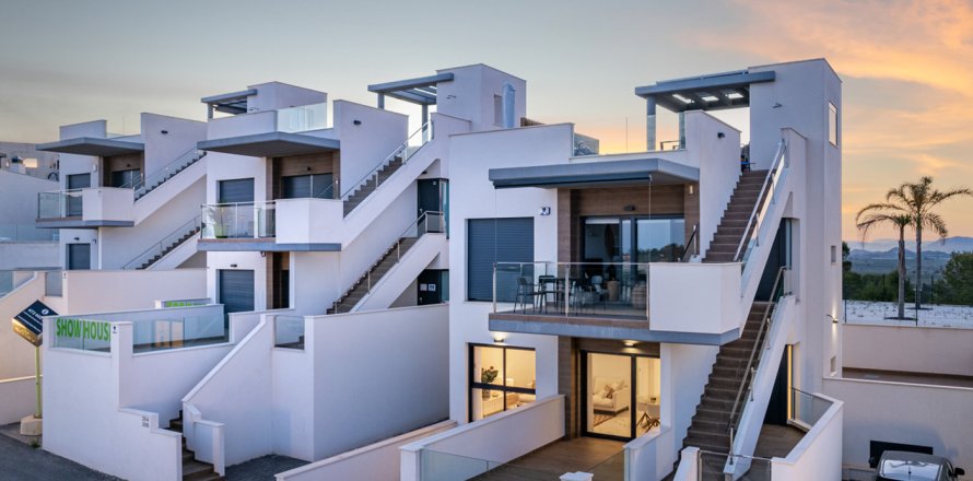 Bungalow San Miguel de Salinas, Alicante, Espagne 3 chambres, 169 m2 No. 136582