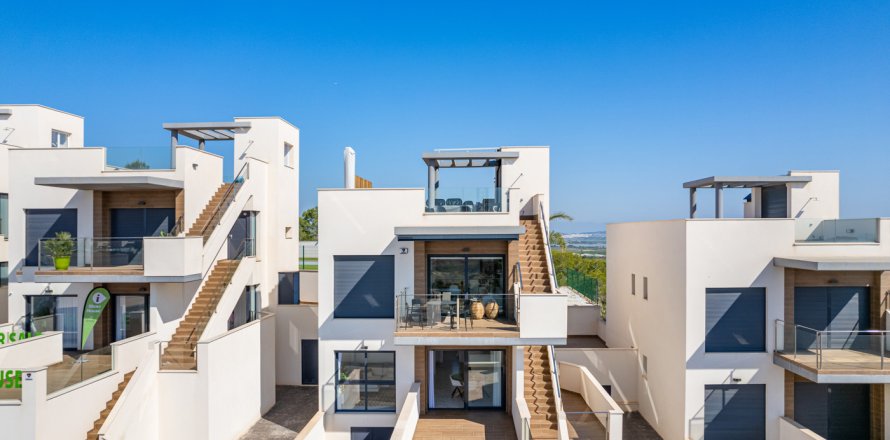 Bungalow i San Miguel de Salinas, Alicante, Spanien 3 sovrum, 225 kvm. Nr. 136583