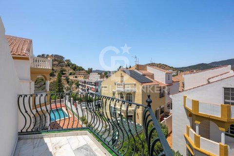 Villa for sale in Malaga, Spain 5 bedrooms, 271 sq.m. No. 157482 - photo 27