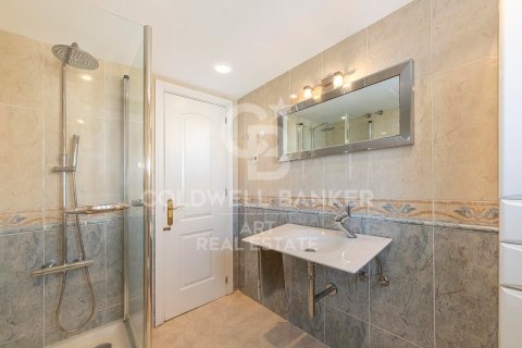 Villa for sale in Malaga, Spain 5 bedrooms, 271 sq.m. No. 157482 - photo 12