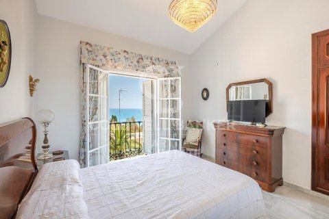 Villa for sale in Malaga, Spain 5 bedrooms, 271 sq.m. No. 157482 - photo 13