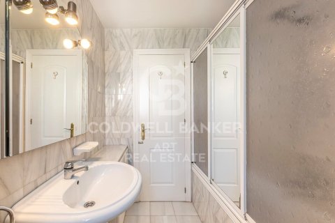 Villa for sale in Malaga, Spain 5 bedrooms, 271 sq.m. No. 157482 - photo 16