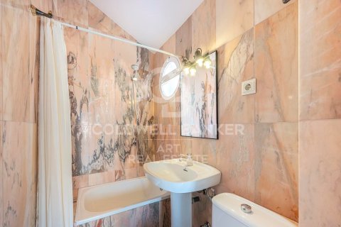 Villa for sale in Malaga, Spain 5 bedrooms, 271 sq.m. No. 157482 - photo 21