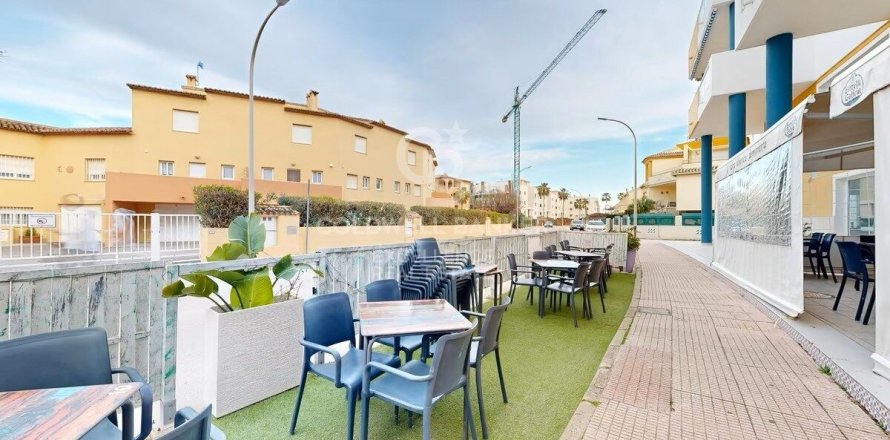 Cafe / restaurant in Oliva, Valencia, Spain 2 bedrooms, 115 sq.m. No. 158698