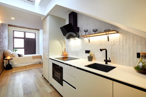 Продажа дуплекса в Барселона, Испания 2 спальни, 96м2 №158696 - фото 10