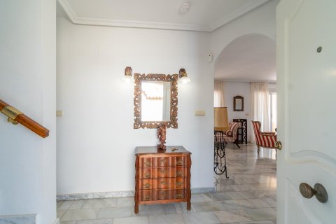 Villa à vendre La Zenia, Alicante, Espagne, 4 chambres, 208 m2 No. 139248 - photo 5