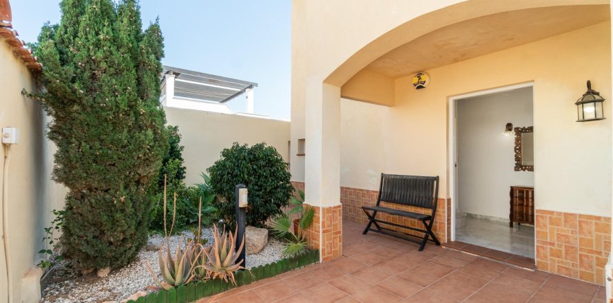 Villa La Zenia, Alicante, Espagne 4 chambres, 208 m2 No. 139248